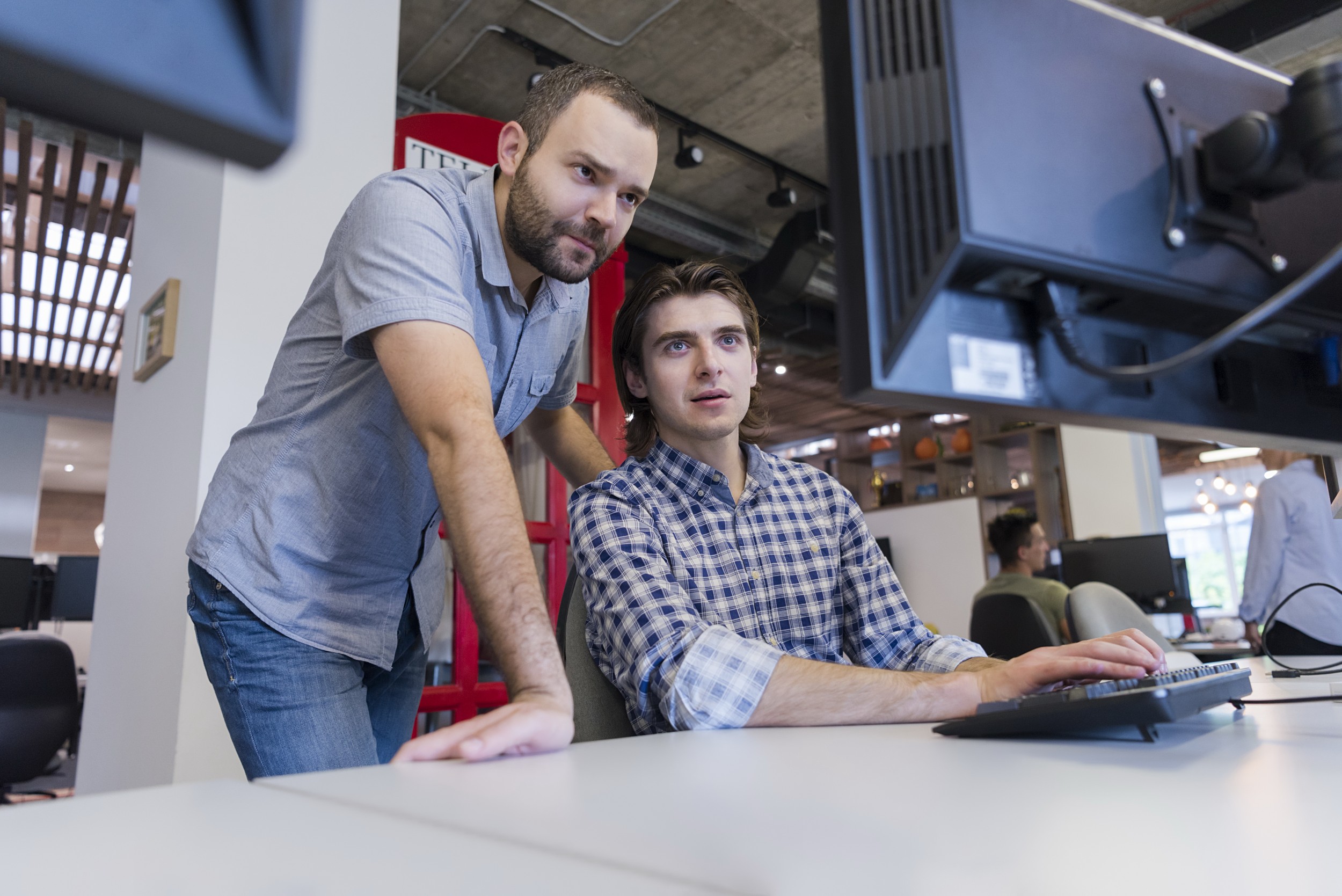 2 engineers at computer